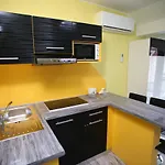 Centrum Lux 2 Apartment *