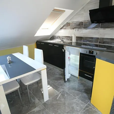 Centrum Lux 2 Apartment *