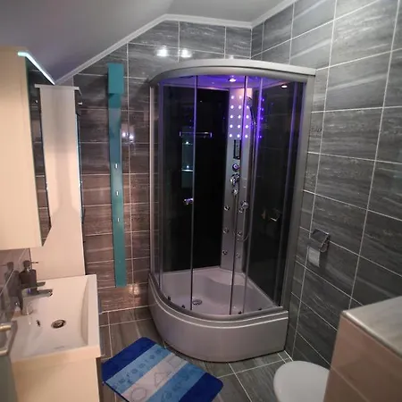 Centrum Lux 2 Appartement *