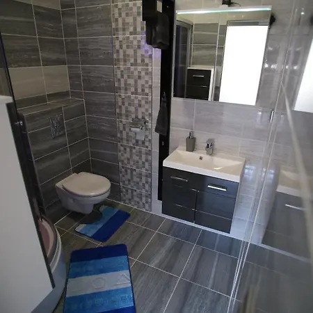 Centrum Lux 2 Appartement *