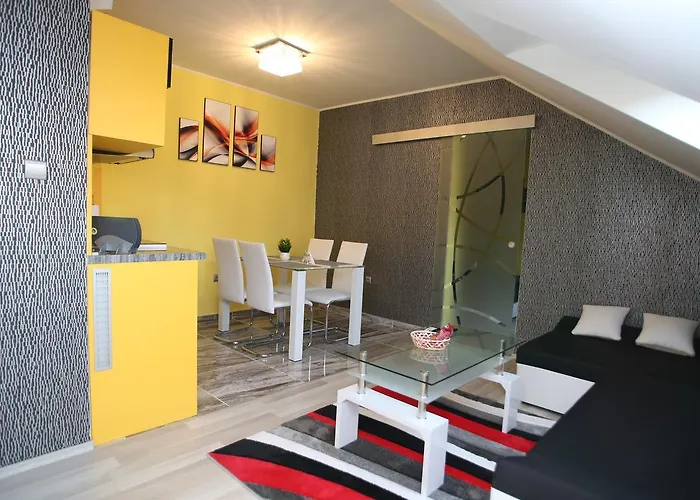 Lägenhet Centrum Lux 2 *